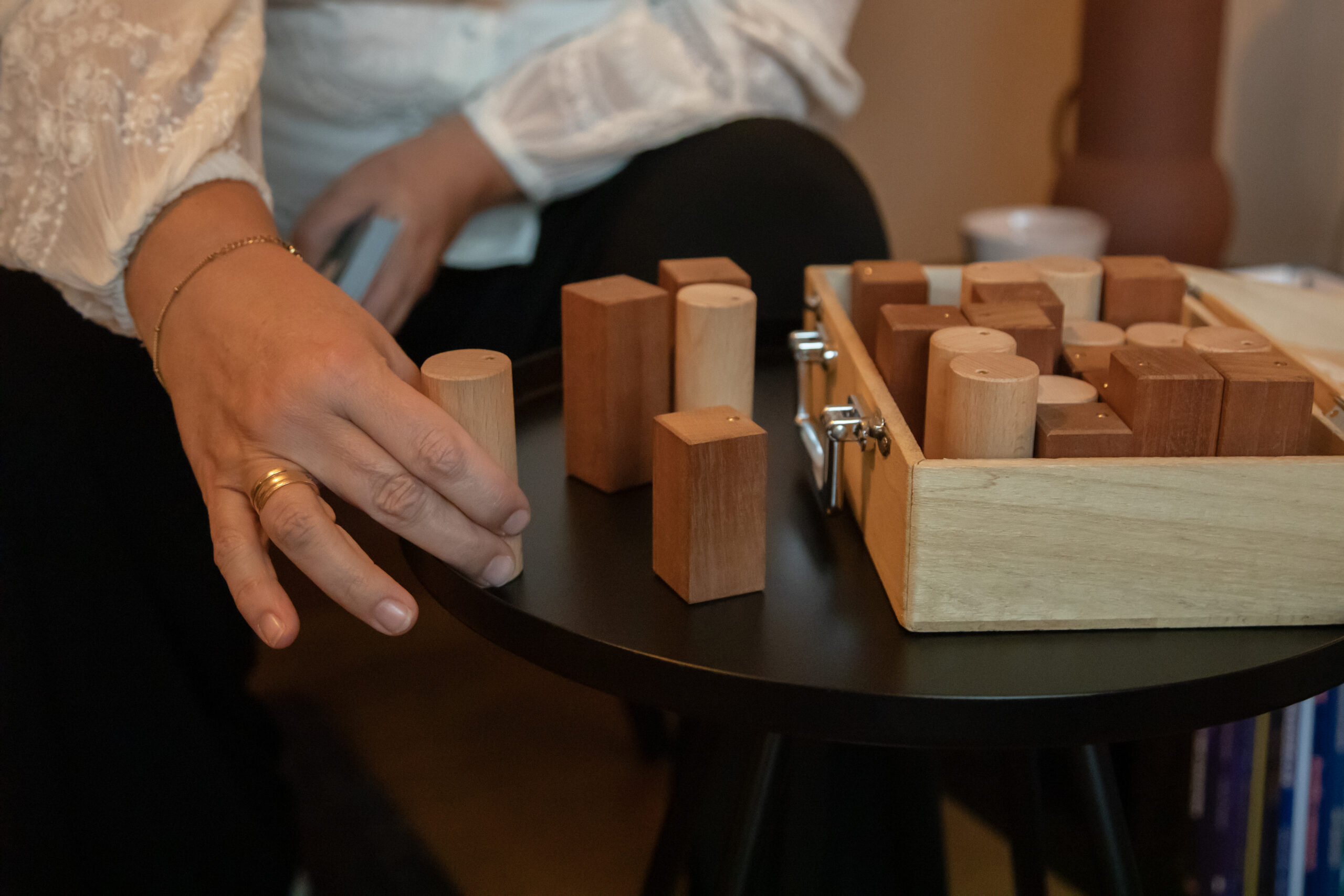 Voel je welkom om met mij te kijken naar de systemen waar jij onderdeel van uitmaakt en welke invloed die hebben op jouw gedrag.